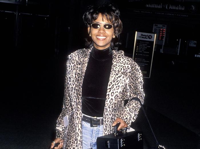 14 of the Most Iconic Fall Airport Outfits Ever Seen on Celebs